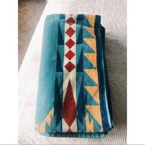 Pendleton Beach or Bath Towel